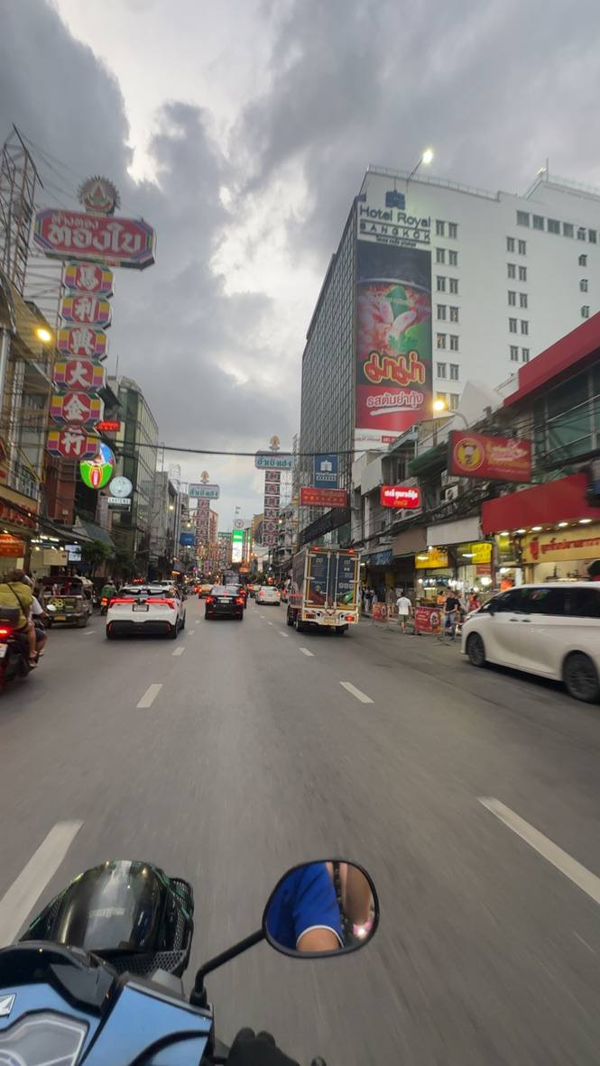 A Bangkok street in the evening