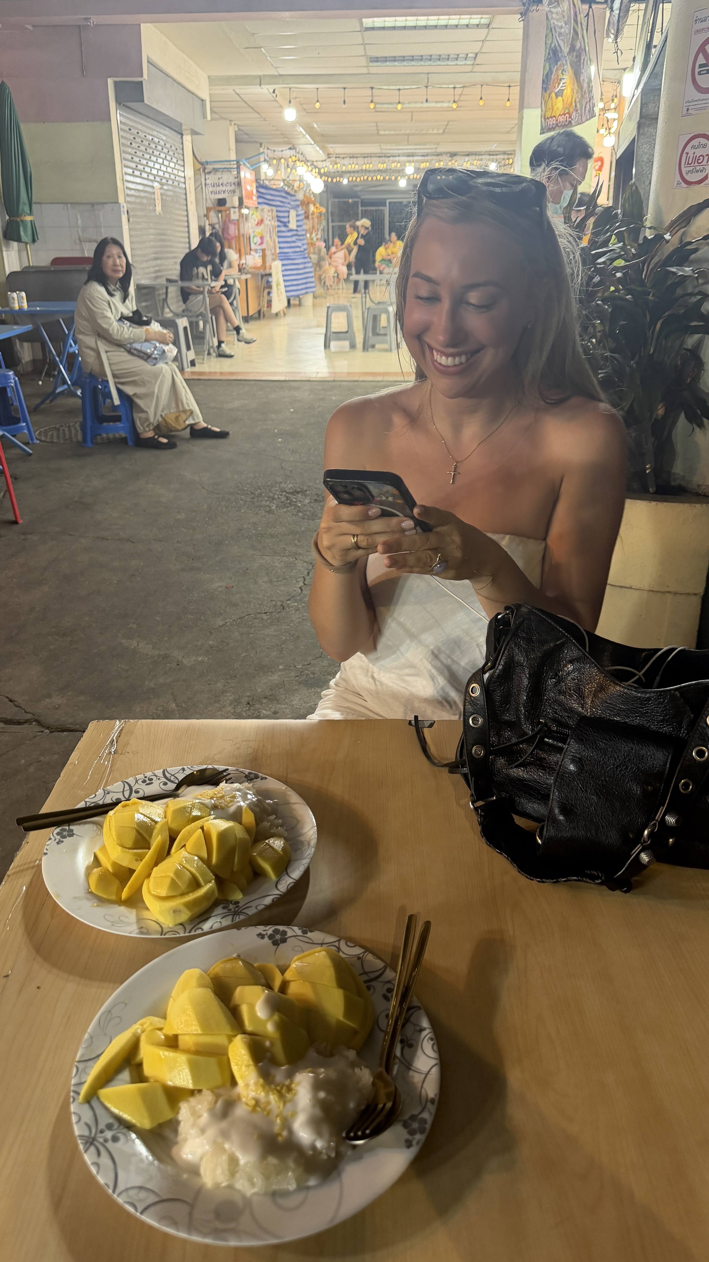 Mango sticky rice on a plate